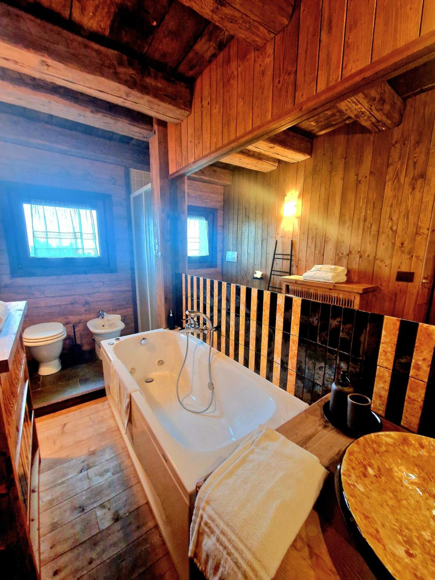 Chalet Euthalia Restaurant & Suites ซานจาโคโม ภายนอก รูปภาพ